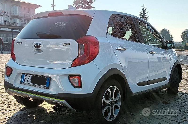 Usata Kia Picanto X-Line 67 CV (49 kW) 2020 Bianco Utilitaria
