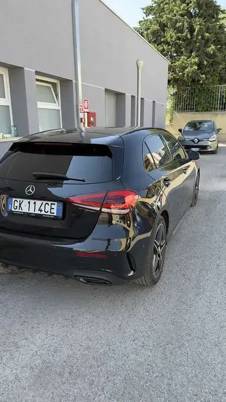 Usata Mercedes A180 Premium 116 CV (85 kW) 2022 Berlina