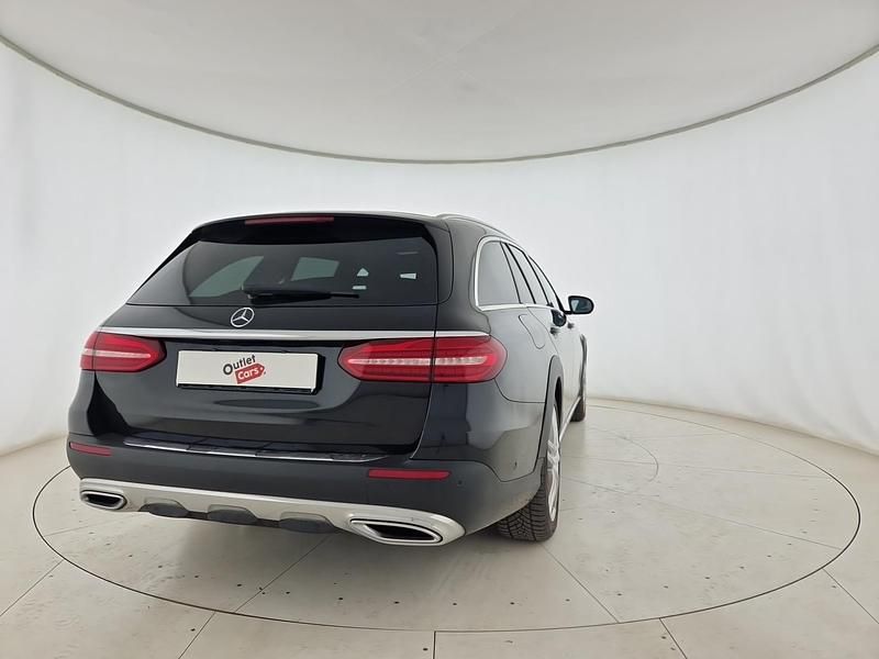Usata Mercedes E220 Business 2022 Nero ossidiana Station wagon