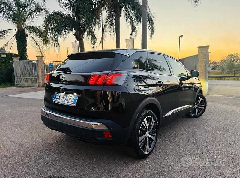Usata Peugeot 3008 Allure 131 CV (96 kW) 2022 Nero Station wagon