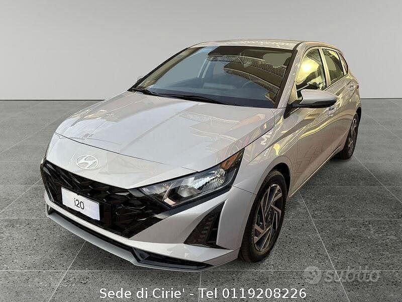 Nuova Hyundai i20 90 CV (66 kW) 2025 Grigio Utilitaria