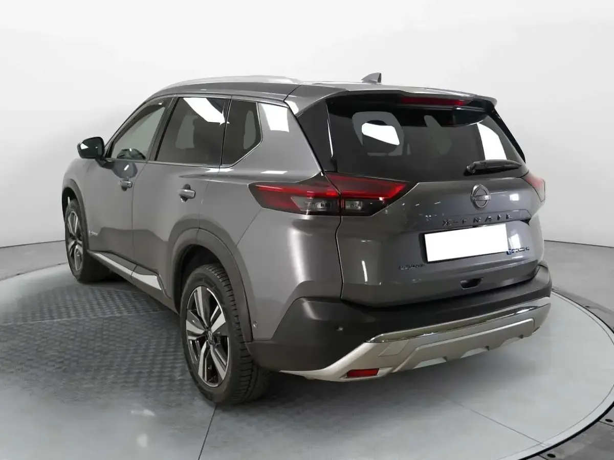 Usata Nissan X-Trail Tekna 213 CV (156 kW) 2023 Grigio SUV