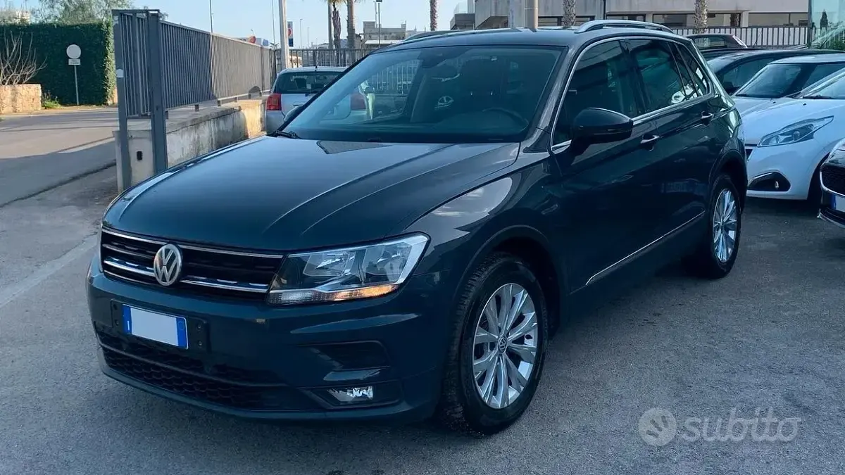 Usata VW Tiguan Sportline 116 CV (85 kW) 2018 Grigio SUV