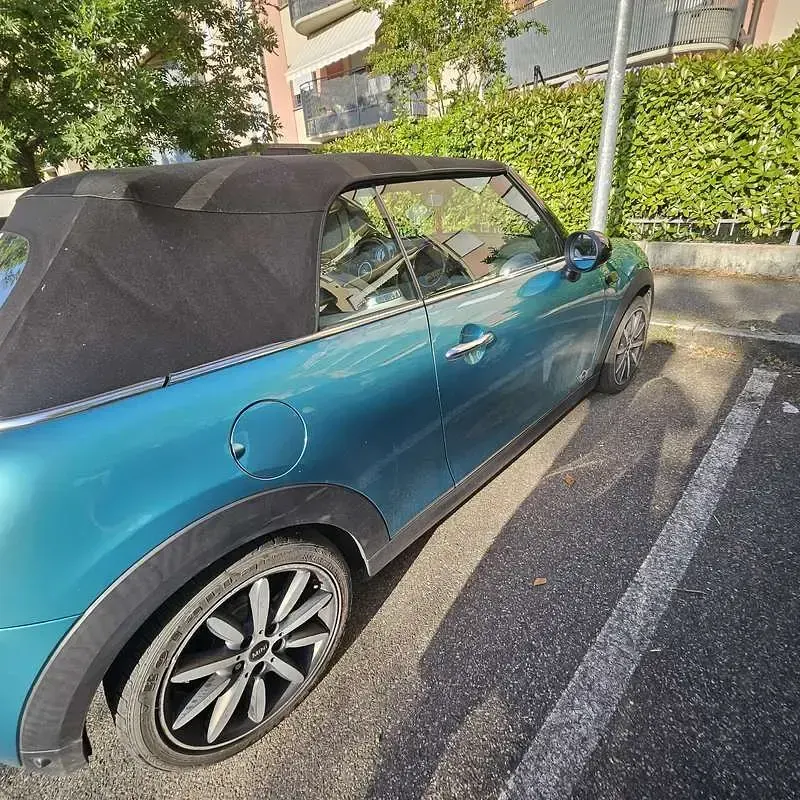 Usata Mini Cooper D Cabriolet 111 CV (81 kW) 2016 Cabrio