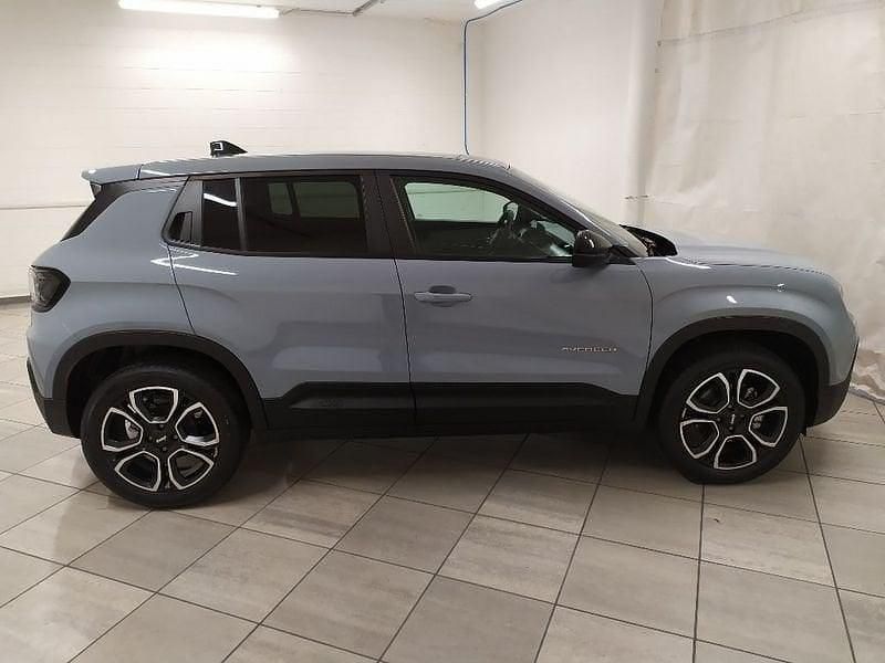 Nuova Jeep Avenger Summit 110 CV (80 kW) 2025 Grigio SUV