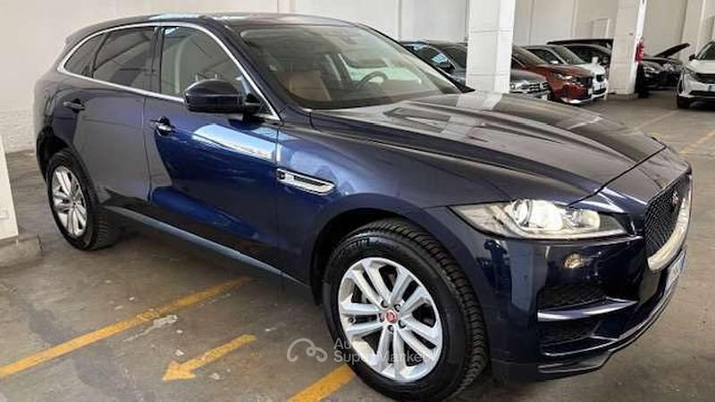 Usata Jaguar F-Pace Portfolio 179 CV (131 kW) 2016 Blu scuro SUV