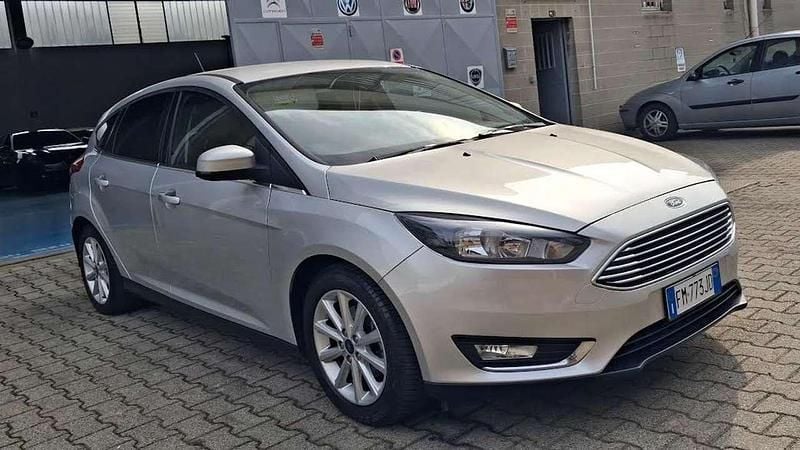 Usata Ford Focus Titanium 120 CV (88 kW) 2018 Argento Berlina