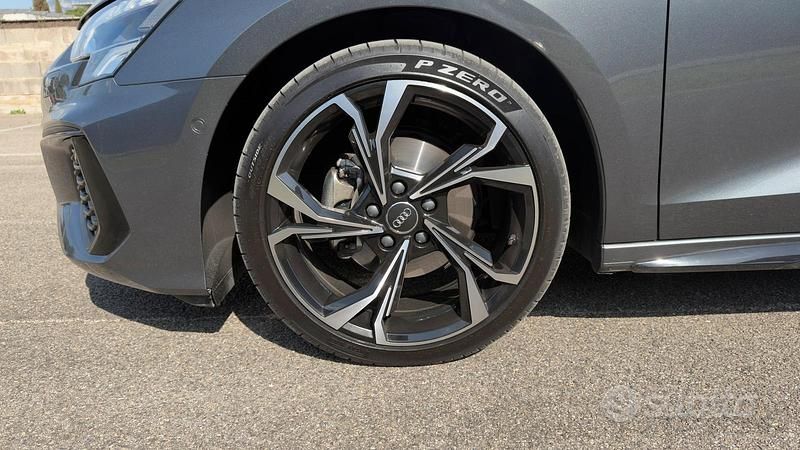 Usata Audi A3 S-Line 116 CV (85 kW) 2023 Grigio Berlina