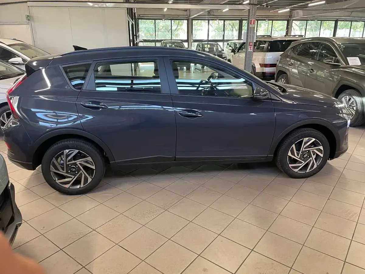 Nuova Hyundai Bayon 77 CV (56 kW) 2026 Aurora gray SUV