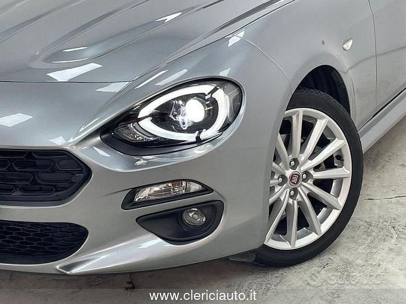 Usata Fiat 124 Spider Lusso 140 CV (102 kW) 2017 Grigio Cabrio