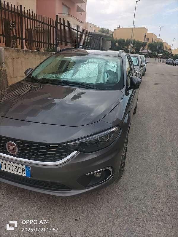 Usata Fiat Tipo Business 129 CV (94 kW) 2019 Grigio Station wagon