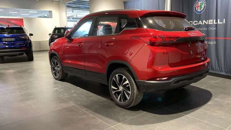 Usata EVO Evo 5 93 kW (127 CV) 2023 Rosso SUV