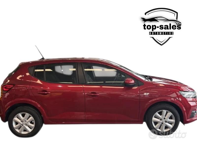 Usata Dacia Sandero Comfort 91 CV (66 kW) 2022 Rosso Berlina