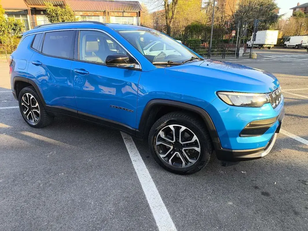Usata Jeep Compass Limited 131 CV (96 kW) 2021 Blu/azzurro SUV