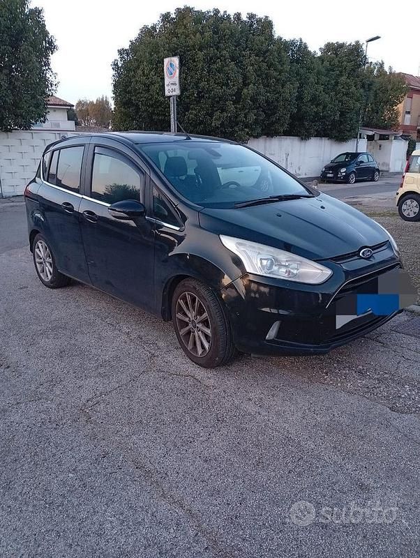 Usata Ford B-MAX Titanium 101 CV (74 kW) 2016 Nero Monovolume