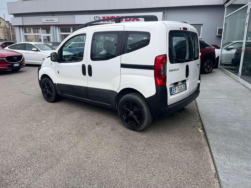 Usata Peugeot TePee Outdoor 73 CV (53 kW) 2013 Bianco Station wagon