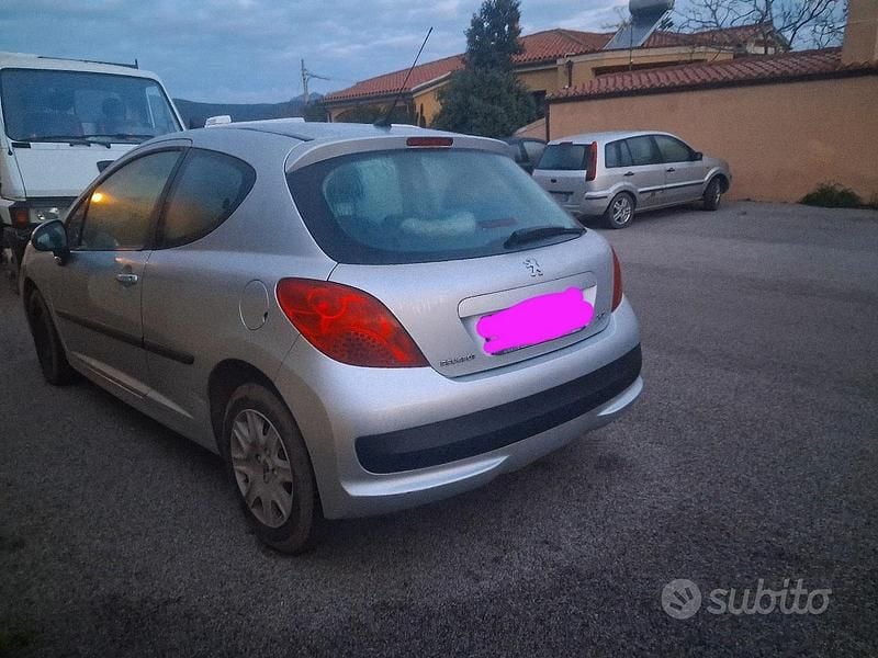 Usata Peugeot 207 2007 Grigio Utilitaria