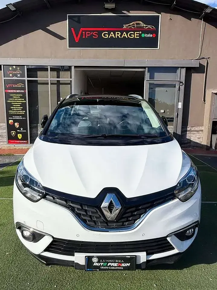 Usata Renault Grand Scénic IV Bose Edition 110 CV (80 kW) 2017 Bianco Monovolume