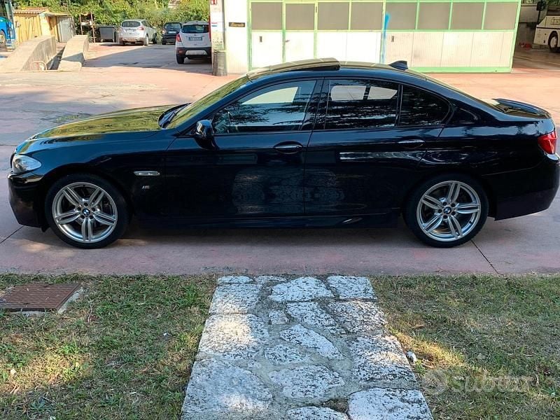 Usata BMW 525 M Sport 218 CV (160 kW) 2012 Blu Berlina