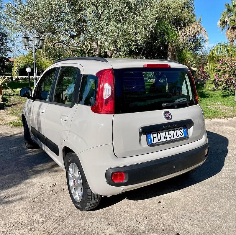 Usata Fiat Panda Lounge 95 CV (69 kW) 2016 Berlina