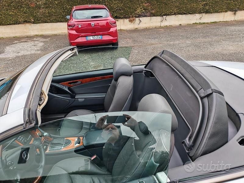 Käytetty Mercedes SL350 245 HP (180 kW) 2003 Harmaa Avoauto