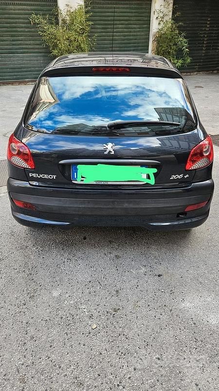 Usata Peugeot 206+ 60 CV (44 kW) 2011 Nero Utilitaria