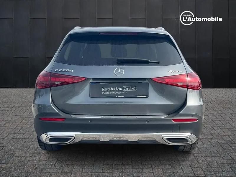 Usata Mercedes 220 Premium 200 CV (147 kW) 1983 Grigio Station wagon
