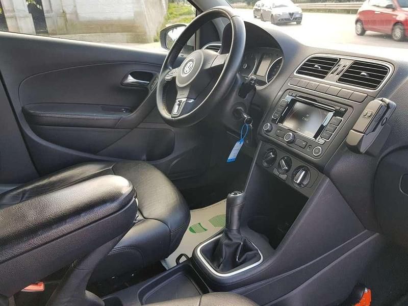 Usata VW Polo 75 CV (55 kW) 2011 Argento Utilitaria