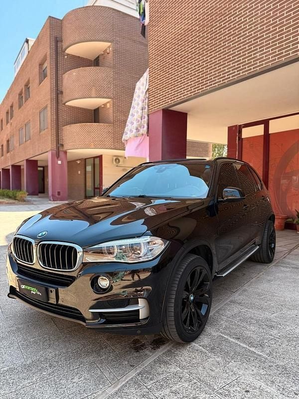 Usata BMW X5 Luxury Line 258 CV (189 kW) 2014 Nero SUV