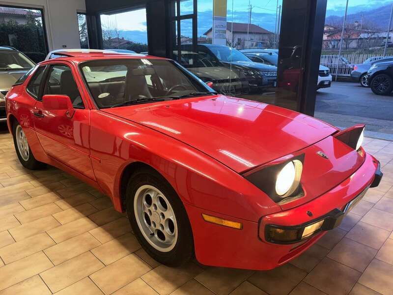 Usata Porsche 944 163 CV (119 kW) 1986 Rosso Coupé