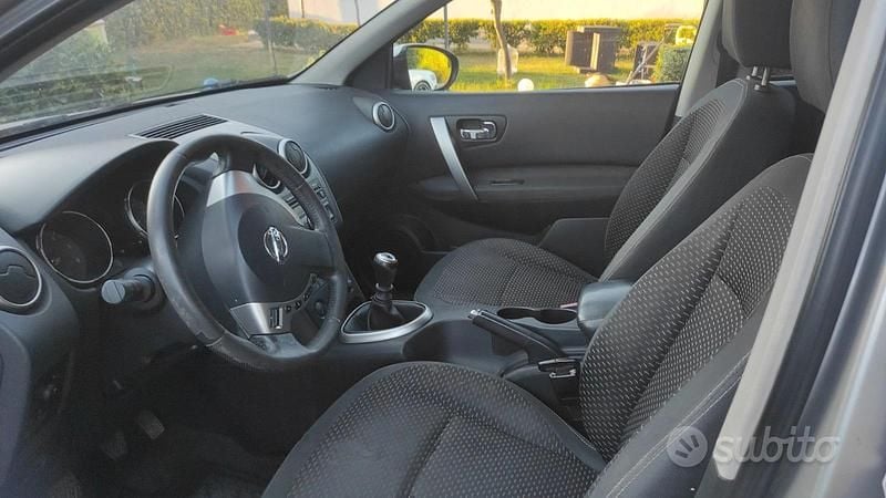 Usata Nissan Qashqai 106 CV (77 kW) 2008 Grigio SUV