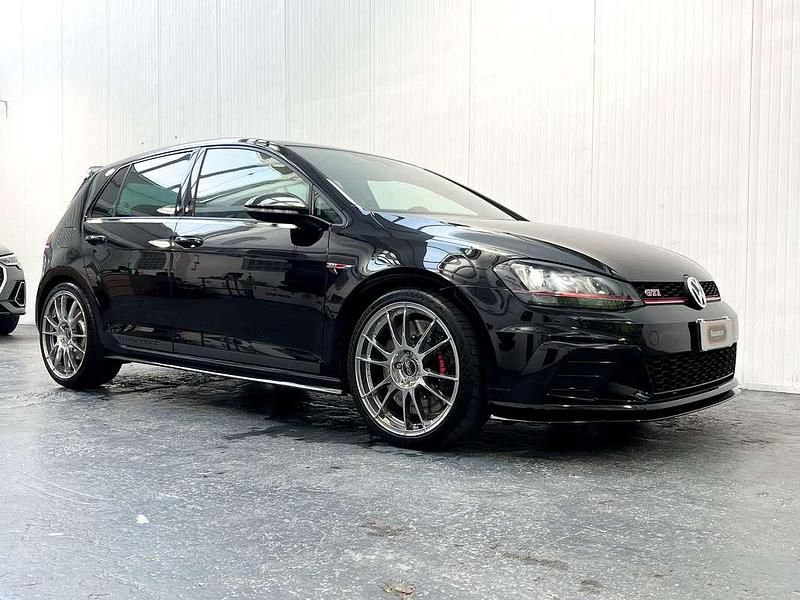 Usata 2017 VW Golf VII GTI Clubsport Tre volumi | 26.980 € (Cara) - Immagine 1/4