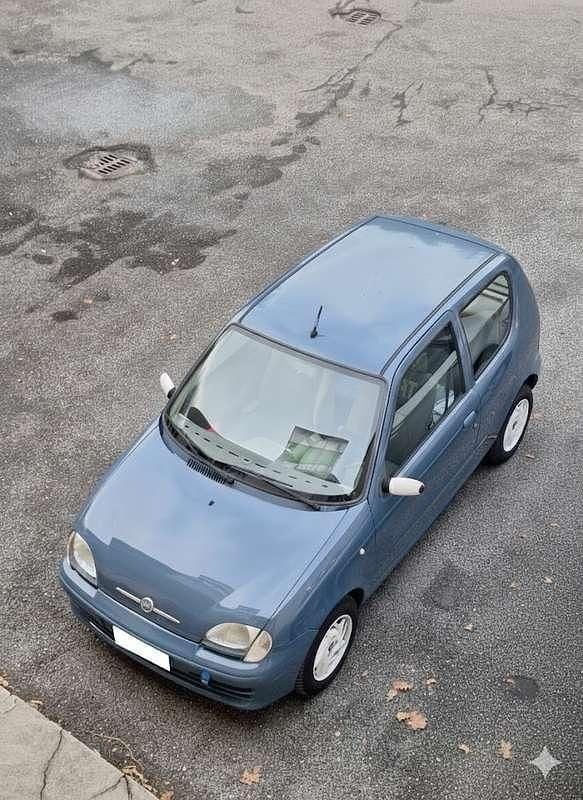 Usata Fiat 600 Anniversary 54 CV (39 kW) 2007 Utilitaria