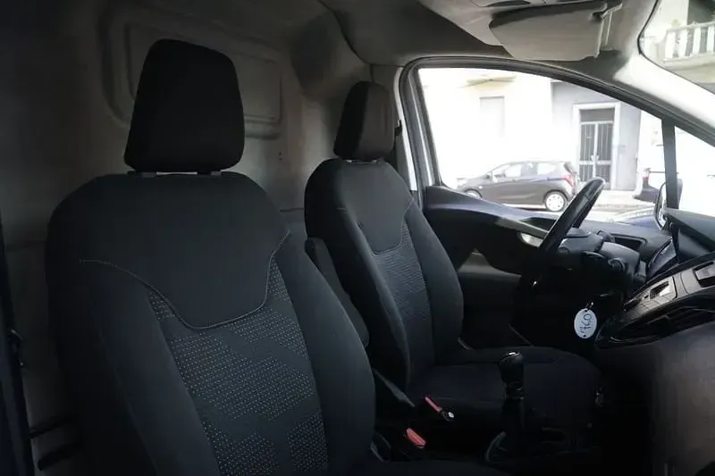 Usata Ford Transit Courier Trend 76 CV (55 kW) 2017 Bianco Furgone