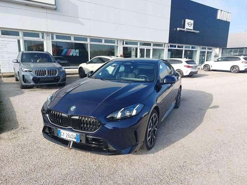 Blu Usata 2025 BMW 220 M Sport Coupé | 47.500 € (Molto cara) - Immagine 1/4