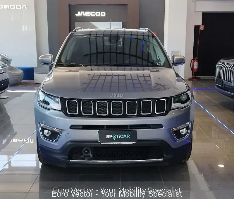 Usata Jeep Compass Limited 120 CV (88 kW) 2019 Grigio SUV