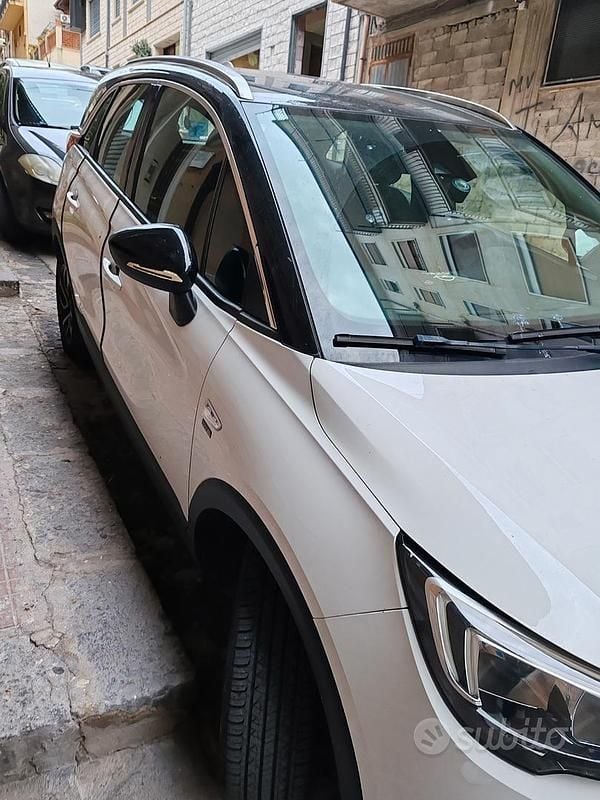 Usata Opel Crossland 105 CV (77 kW) 2019 Bianco SUV