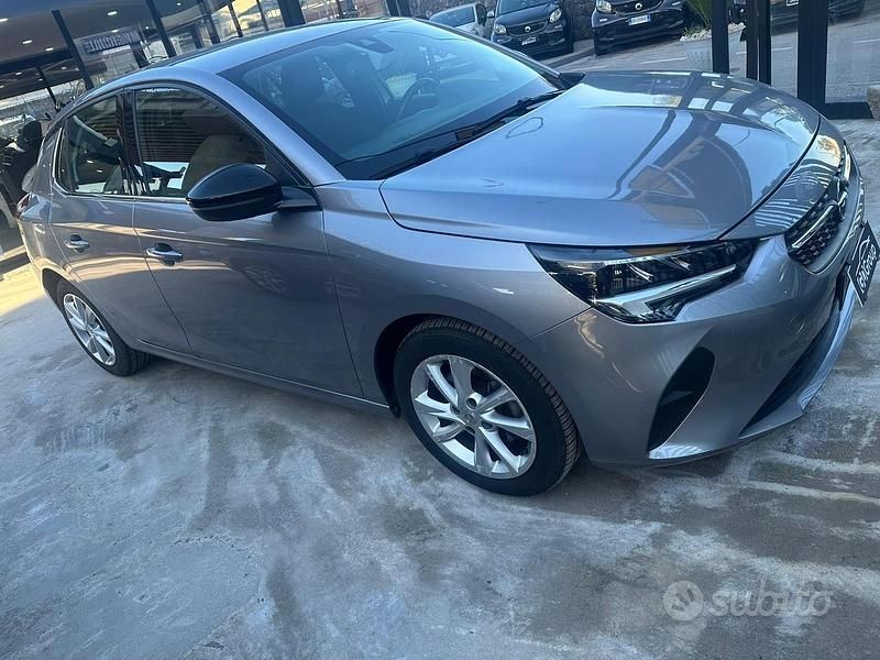 Usata Opel Corsa GS Line 100 CV (73 kW) 2021 Grigio Utilitaria