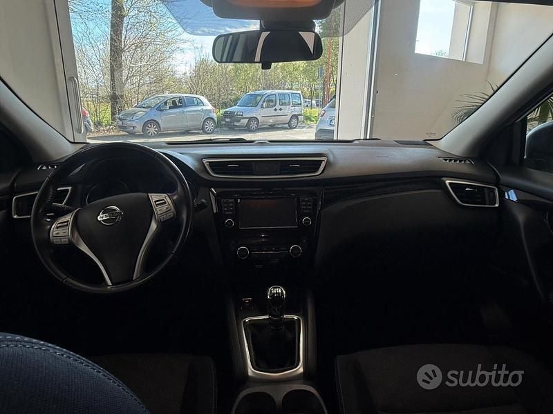 Usata Nissan Qashqai Acenta 116 CV (85 kW) 2017 Bianco SUV