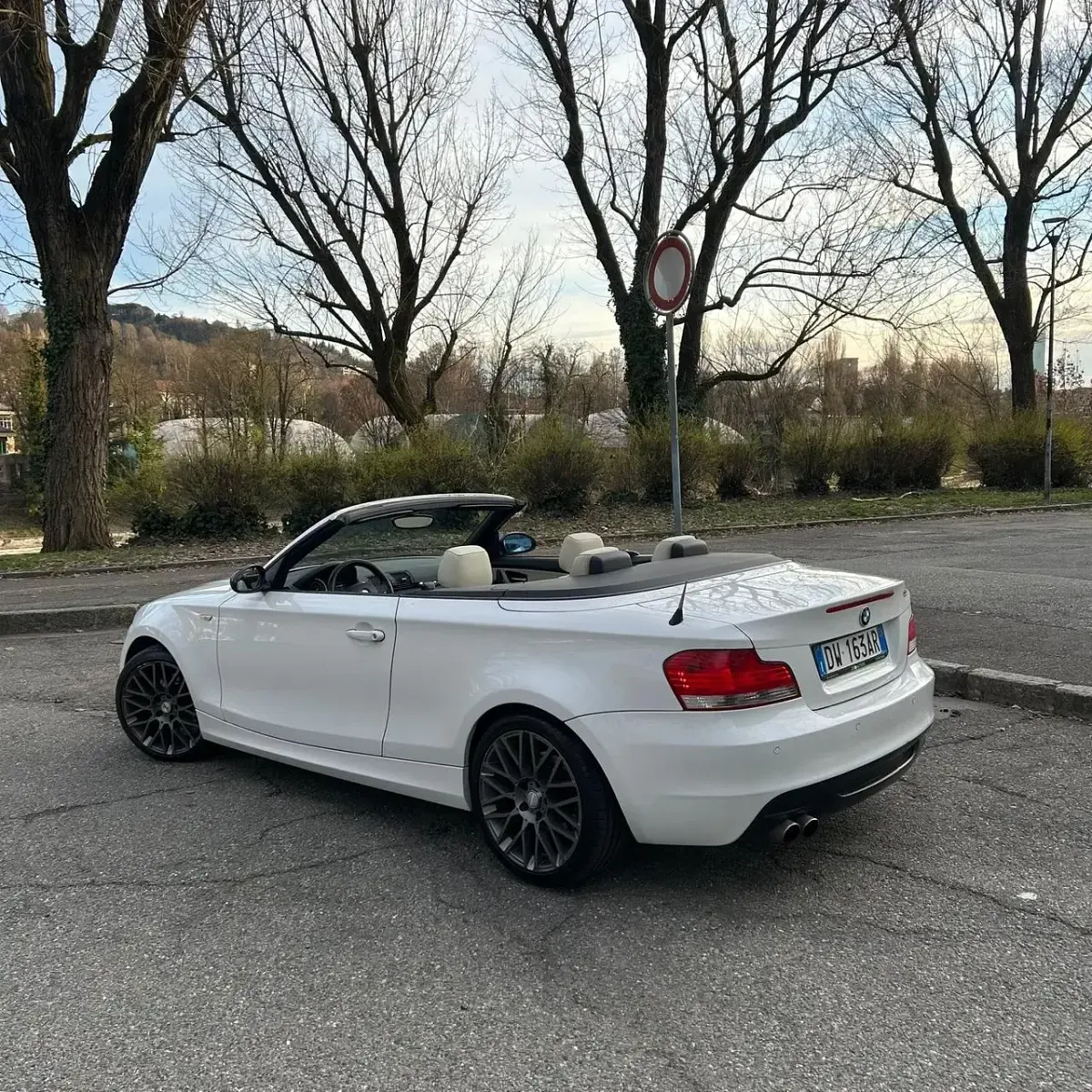 Usata BMW 120 176 CV (129 kW) 2009 Bianco Utilitaria