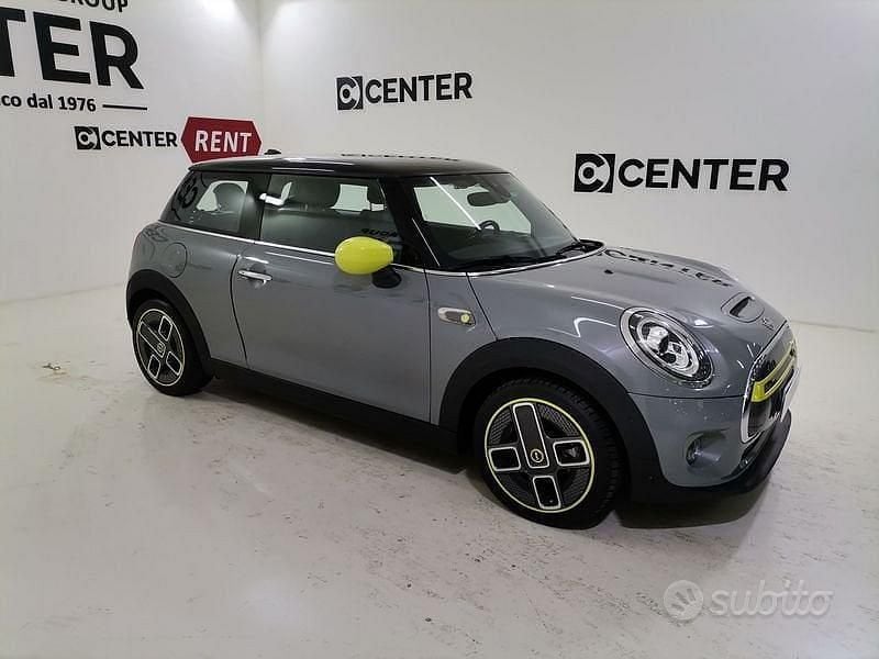 Usata Mini Cooper SE 75 kW (102 CV) 2020 Grigio Utilitaria