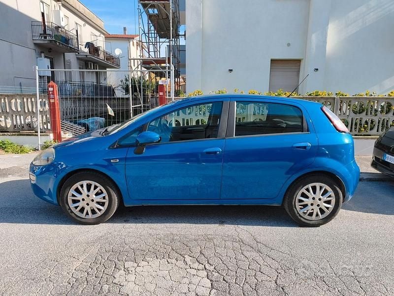 Usata Fiat Punto Evo 95 CV (69 kW) 2013 Blu Utilitaria