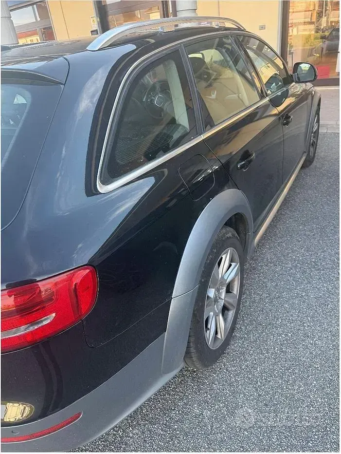 Usata Audi A4 Allroad 143 CV (105 kW) 2011 Nero Station wagon