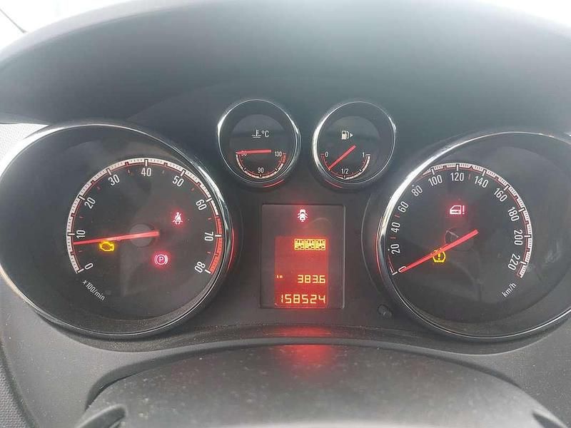 Usata Opel Meriva 120 CV (88 kW) 2015 Verde Monovolume