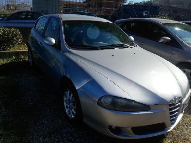 Venduto Alfa Romeo 147 1.9 JTD 115 CV. auto usate in vendita