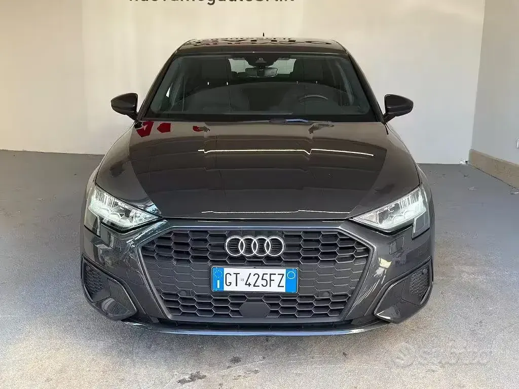 Usata Audi A3 116 CV (85 kW) 2024 Grigio Berlina