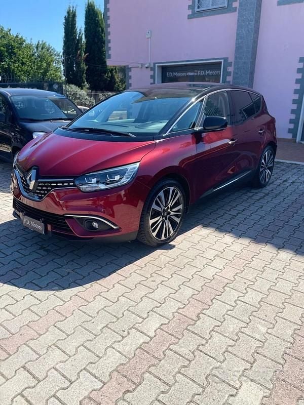 Rosso Usata 2019 Renault Scénic IV Initiale Paris Monovolume | 11.950 € (Buon prezzo) - Immagine 1/4