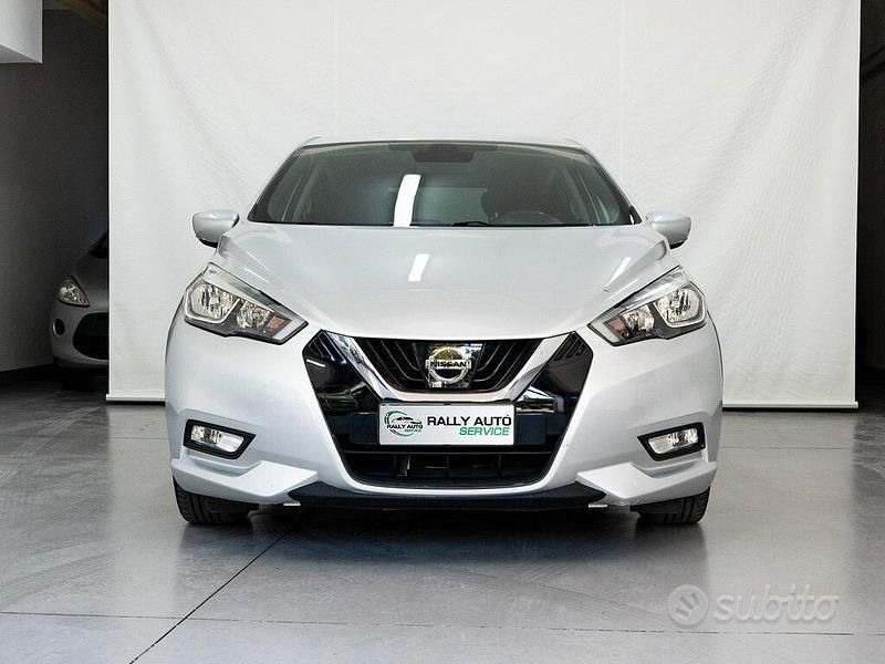 Usata Nissan Micra N-Connecta 89 CV (65 kW) 2017 Grigio Utilitaria
