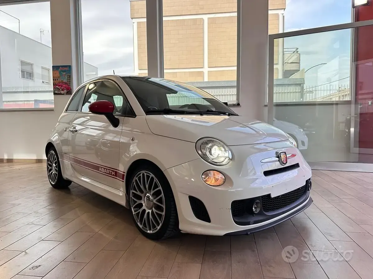 Usata Abarth 500 Turismo 135 CV (99 kW) 2012 Berlina