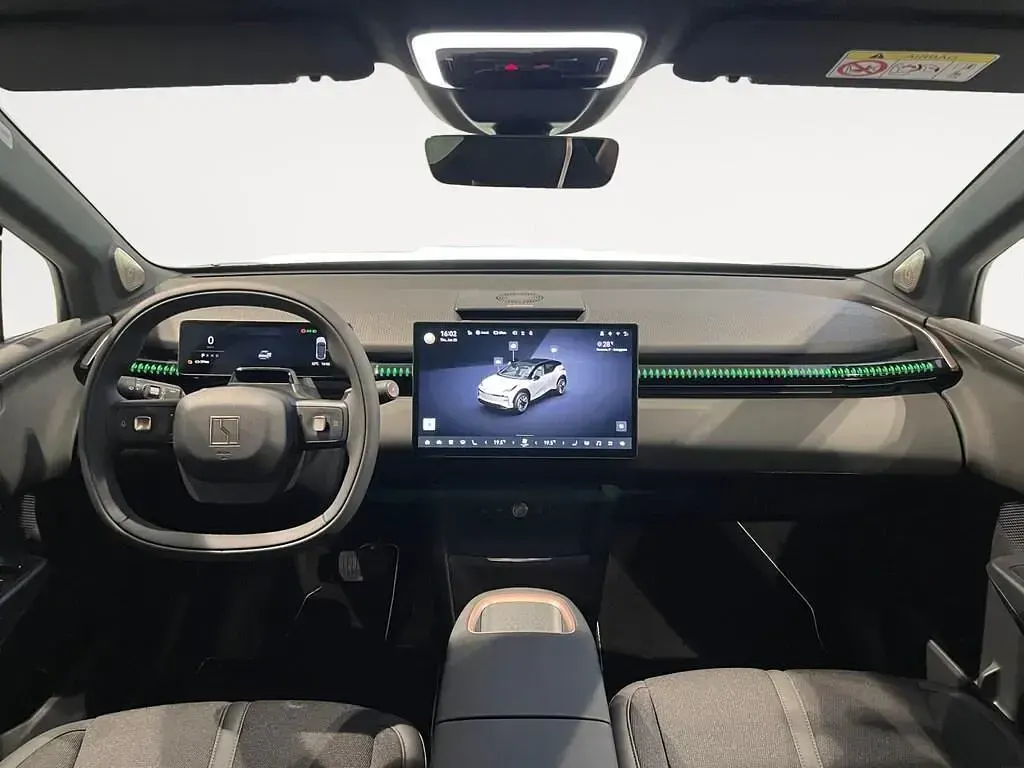 Nuova Zeekr X Long Range RWD 250 kW (340 CV) 2026 Nero SUV